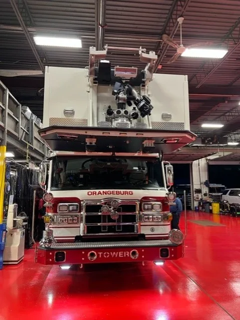 Pierce Velocity Aerial exterior view, photo 24 of 36