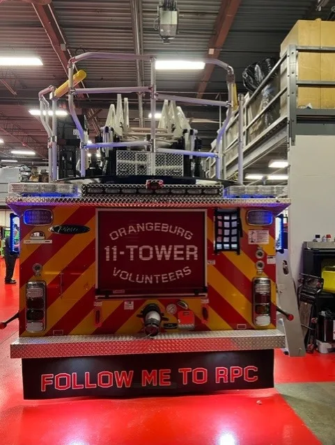 Pierce Velocity Aerial exterior view, photo 25 of 36