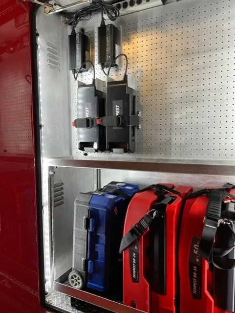 Pierce Velocity Aerial exterior view, photo 29 of 36