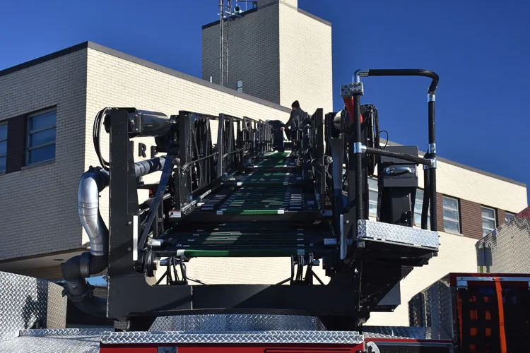 Pierce Velocity exterior view, photo 15 of 68