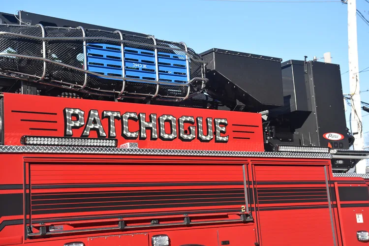 Pierce Velocity exterior view, photo 19 of 68