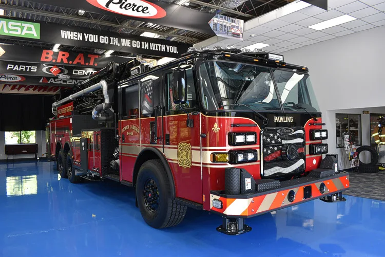 Pierce Arrow Aerial exterior view, photo 13 of 54