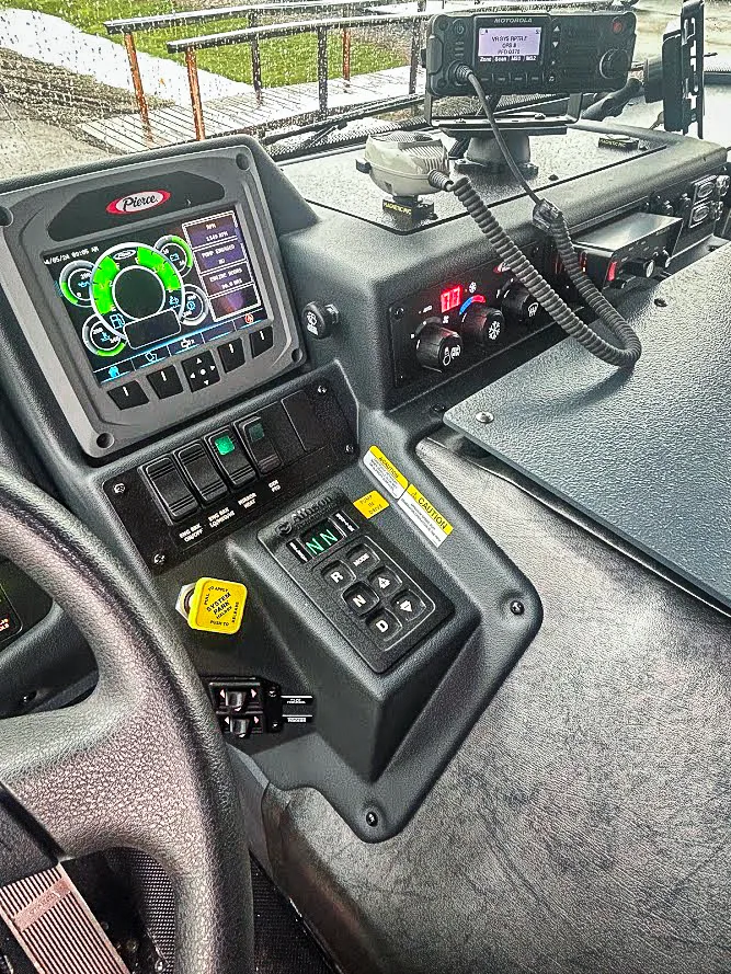 Pierce Enforcer Aerial exterior view, photo 23 of 42