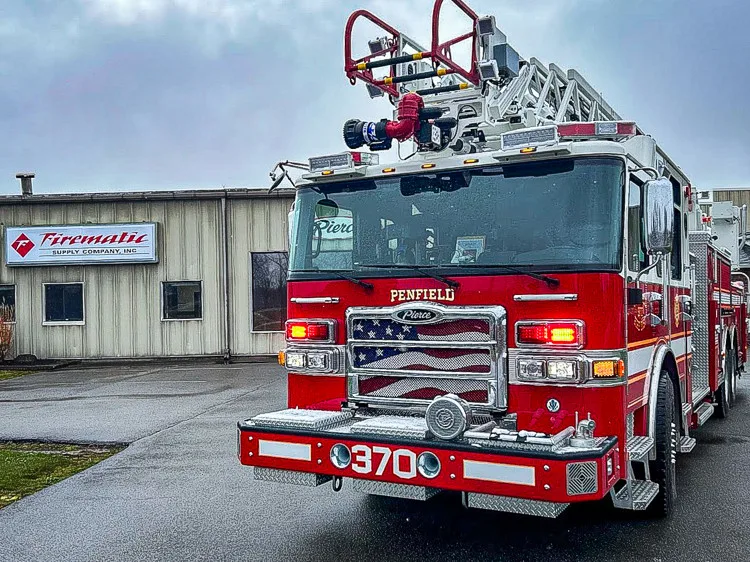 Pierce Enforcer Aerial exterior view, photo 3 of 42