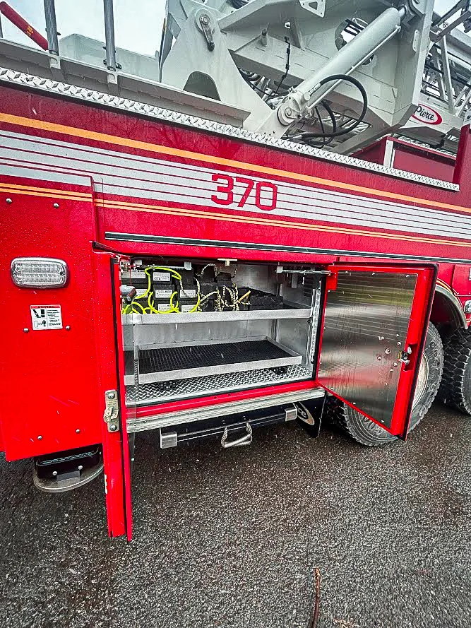 Pierce Enforcer Aerial exterior view, photo 35 of 42