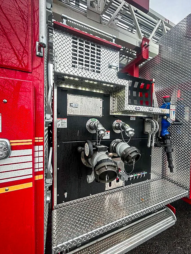 Pierce Enforcer Aerial exterior view, photo 9 of 42