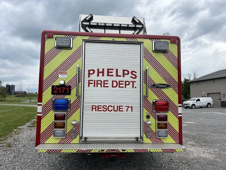 Pierce Rescue exterior view, photo 2 of 30
