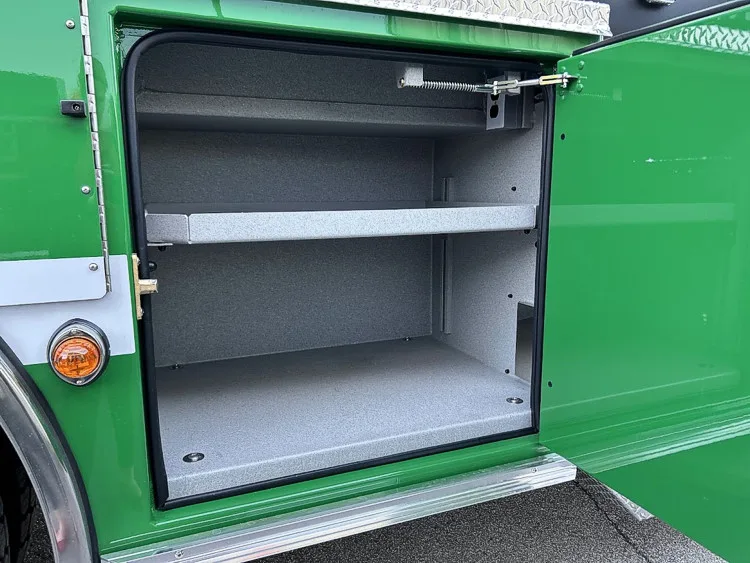 Pierce Enforcer Pumper exterior view, photo 10 of 36