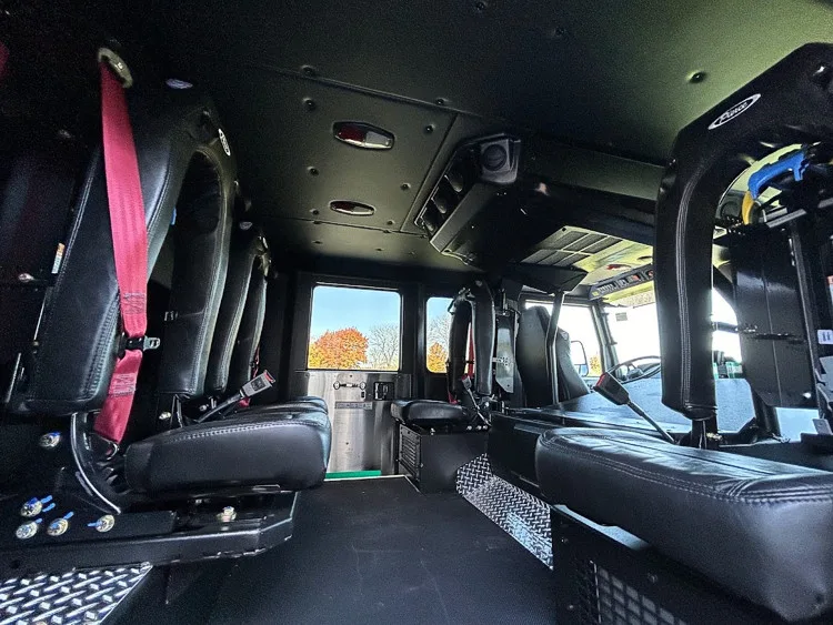 Pierce Enforcer Pumper exterior view, photo 27 of 36