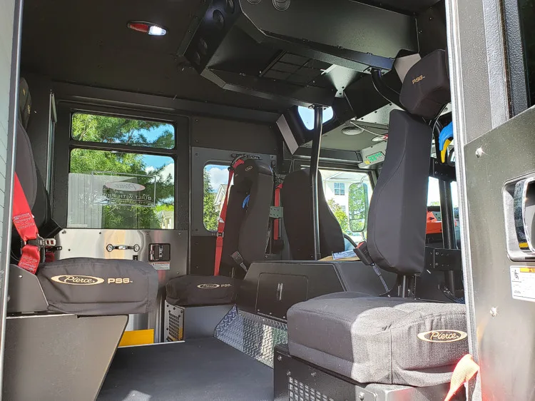 Pierce Velocity exterior view, photo 14 of 34