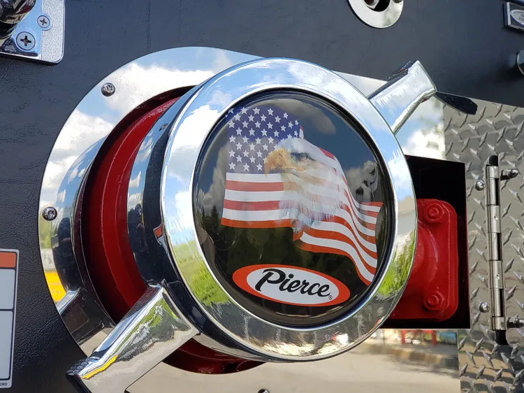 Pierce Velocity exterior view, photo 16 of 34