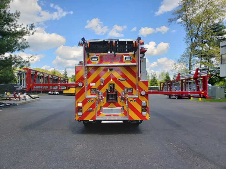 Pierce Velocity exterior view, photo 17 of 34