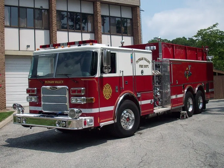 Pierce Arrow Pumper