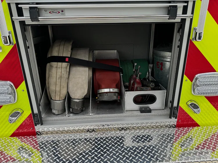 Pierce Enforcer Pumper exterior view, photo 7 of 28