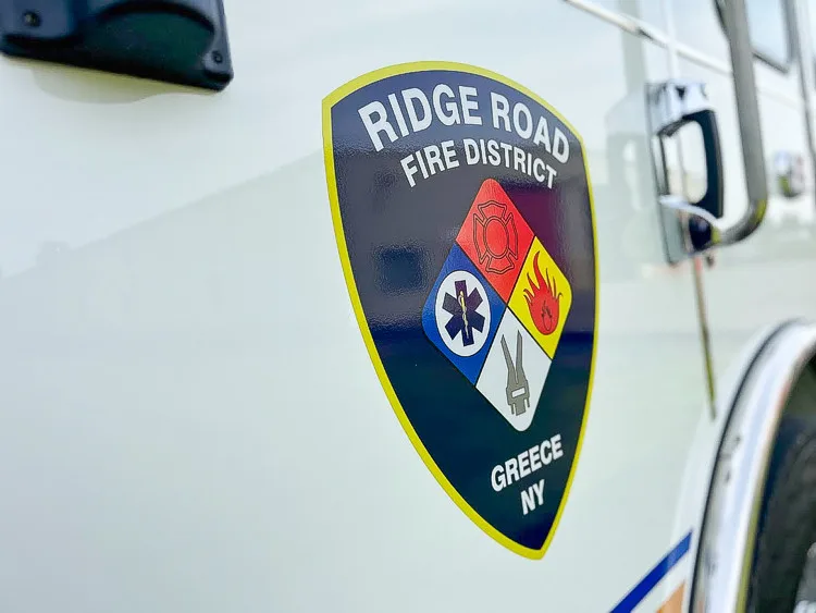 Pierce Saber Pumper exterior view, photo 20 of 32