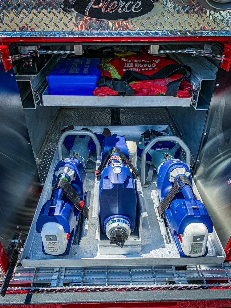 Pierce Enforcer Pumper exterior view, photo 24 of 34