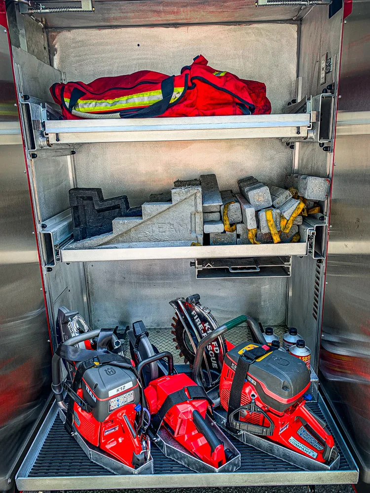 Pierce Enforcer Pumper exterior view, photo 25 of 34