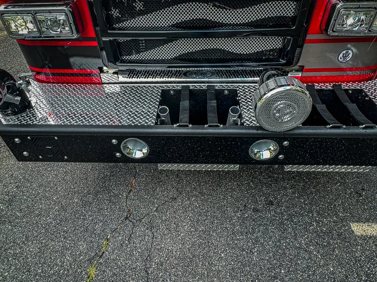 Pierce Enforcer Pumper exterior view, photo 32 of 32