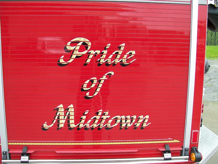 Pierce Pumper exterior view, photo 10 of 28