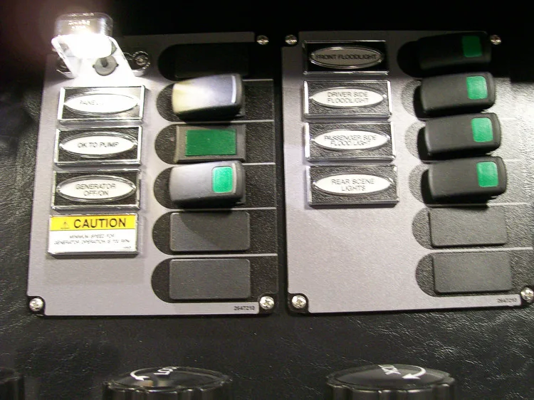 Pierce Pumper exterior view, photo 21 of 28