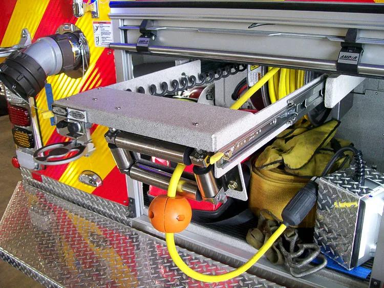 Pierce Pumper exterior view, photo 9 of 28