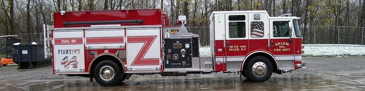 Pierce Saber Pumper exterior view, photo 28 of 29
