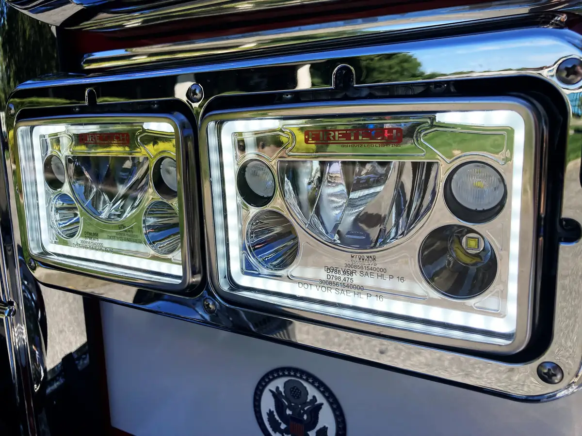 Pierce Velocity Rescue Pumper exterior view, photo 26 of 66