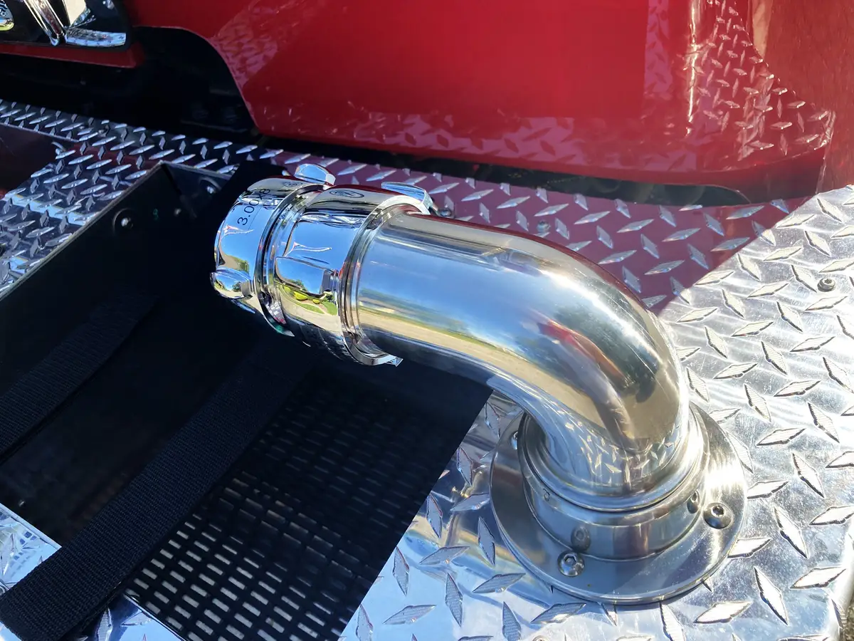 Pierce Velocity Rescue Pumper exterior view, photo 27 of 66