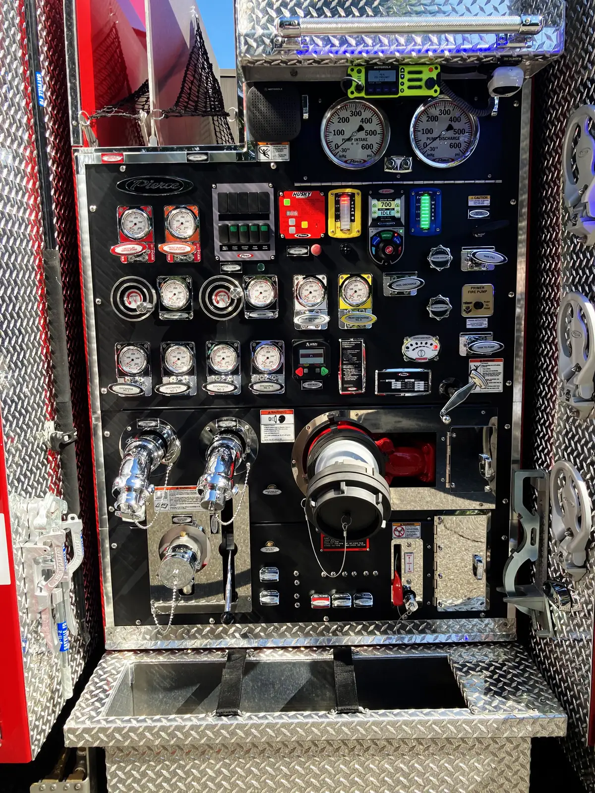 Pierce Velocity Rescue Pumper exterior view, photo 40 of 66