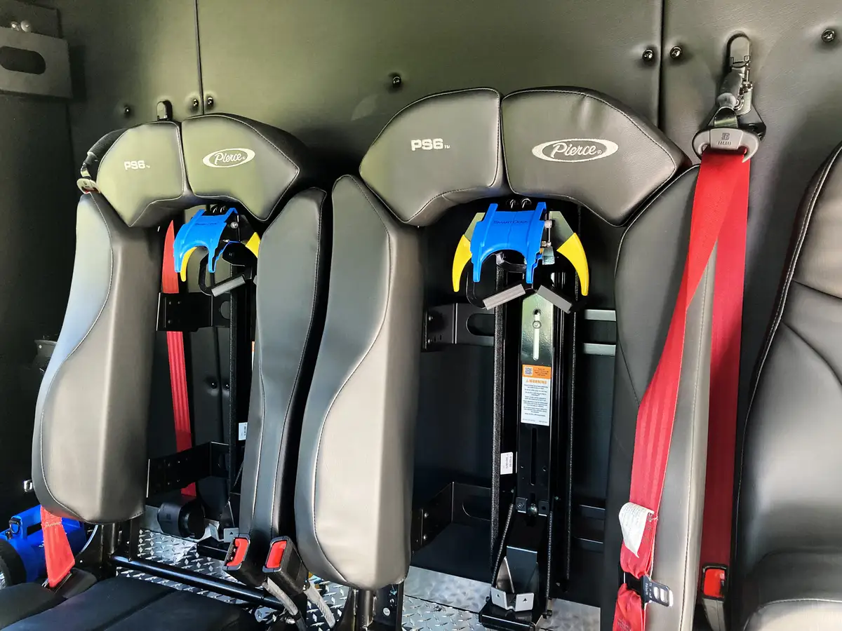 Pierce Velocity Rescue Pumper exterior view, photo 64 of 66