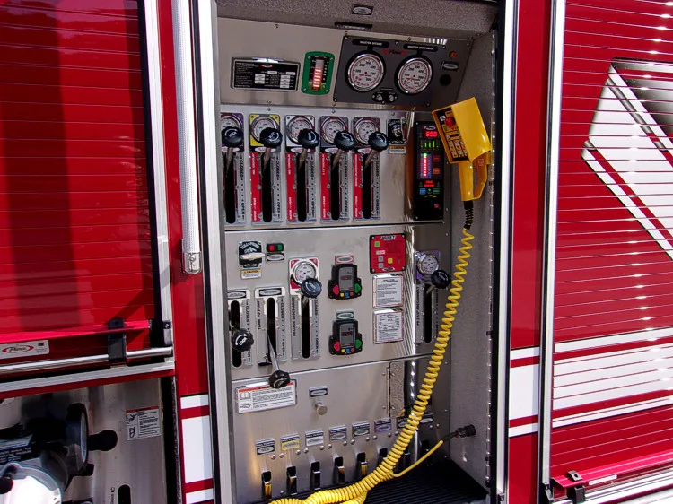 Pierce Arrow Pumper exterior view, photo 13 of 37