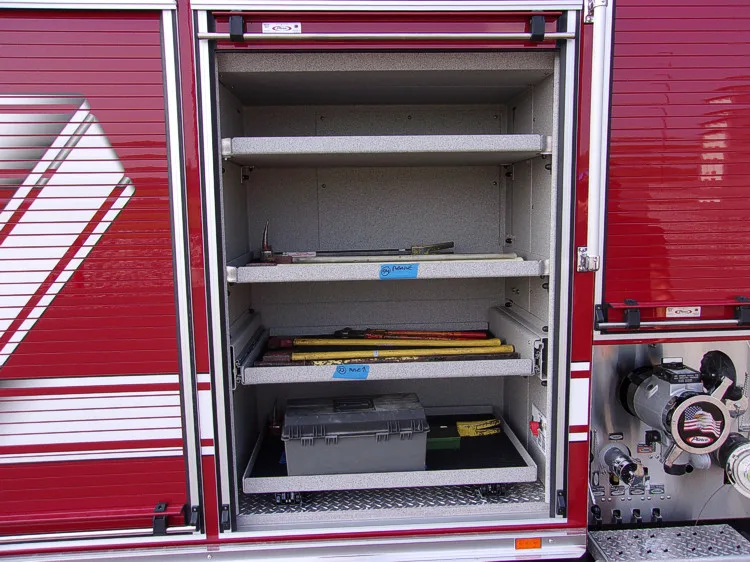 Pierce Arrow Pumper exterior view, photo 22 of 37