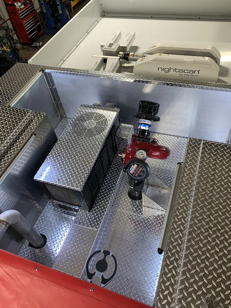 Pierce Enforcer Rescue Pumper exterior view, photo 12 of 56