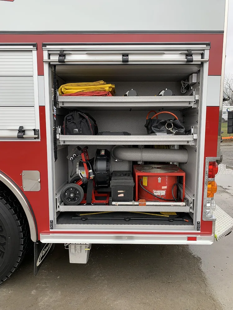Pierce Enforcer Rescue Pumper exterior view, photo 20 of 56