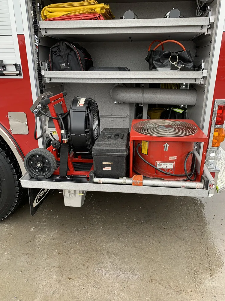 Pierce Enforcer Rescue Pumper exterior view, photo 21 of 56