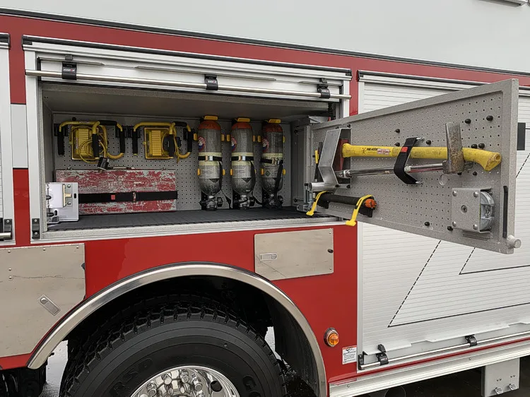 Pierce Enforcer Rescue Pumper exterior view, photo 37 of 56