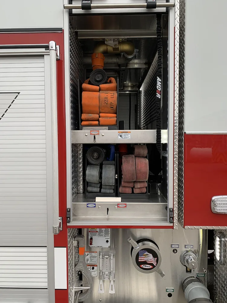 Pierce Enforcer Rescue Pumper exterior view, photo 42 of 56