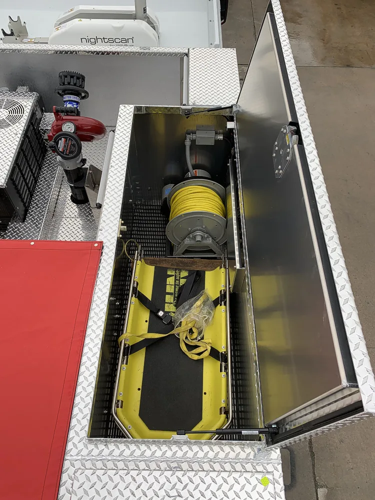 Pierce Enforcer Rescue Pumper exterior view, photo 50 of 56