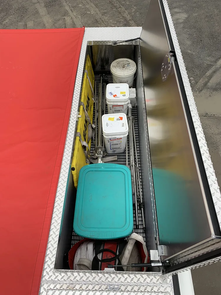 Pierce Enforcer Rescue Pumper exterior view, photo 53 of 56