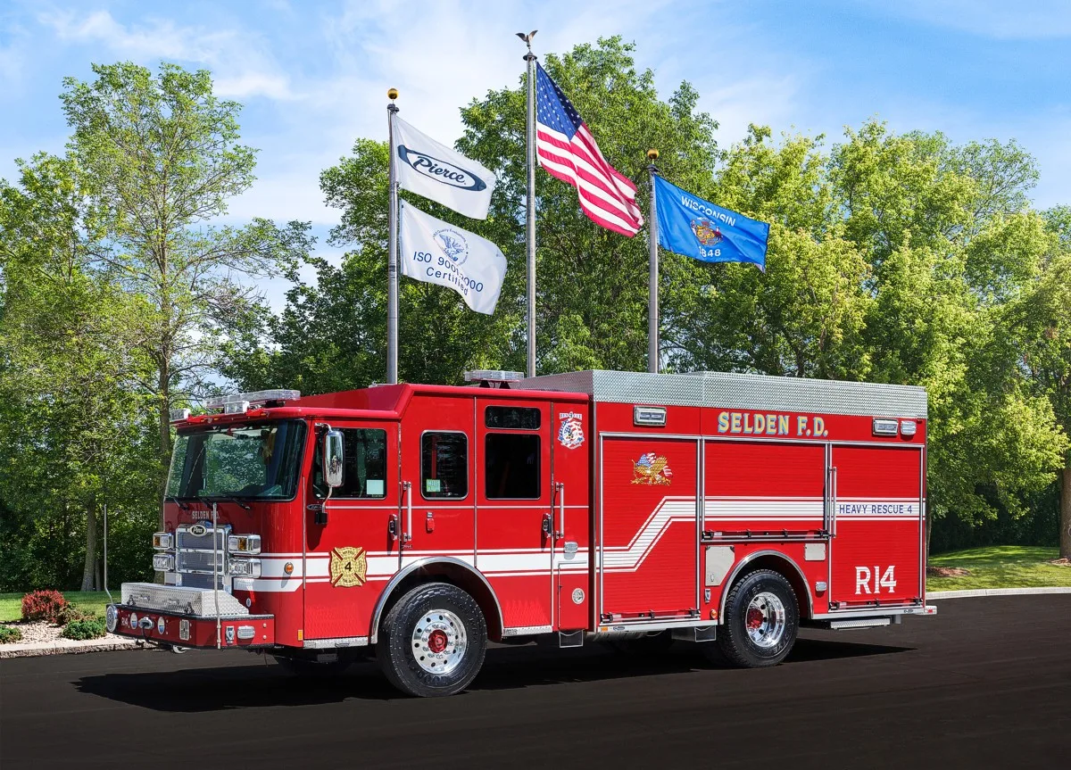 Pierce Enforcer Rescue exterior view, photo 2 of 3