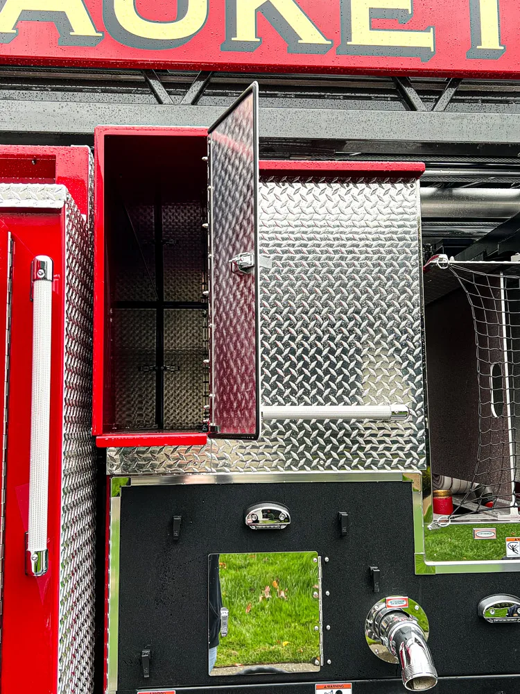 Pierce Enforcer Aerial exterior view, photo 13 of 46