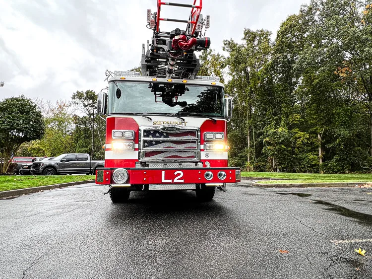 Pierce Enforcer Aerial exterior view, photo 18 of 46