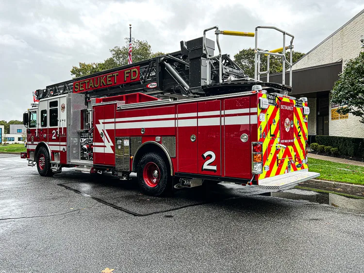 Pierce Enforcer Aerial exterior view, photo 6 of 46