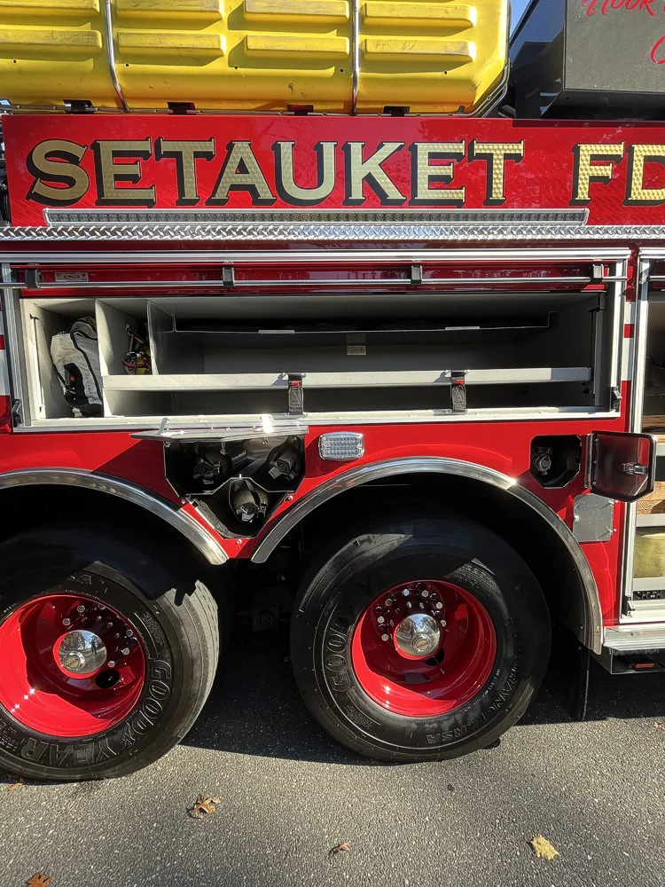 Pierce Enforcer Aerial exterior view, photo 12 of 31