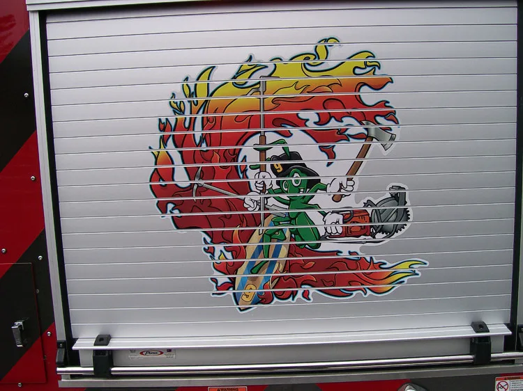 Pierce Pumper exterior view, photo 15 of 87