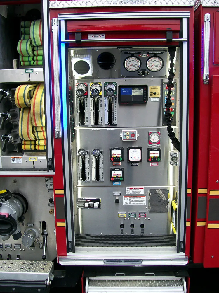 Pierce Pumper exterior view, photo 34 of 87