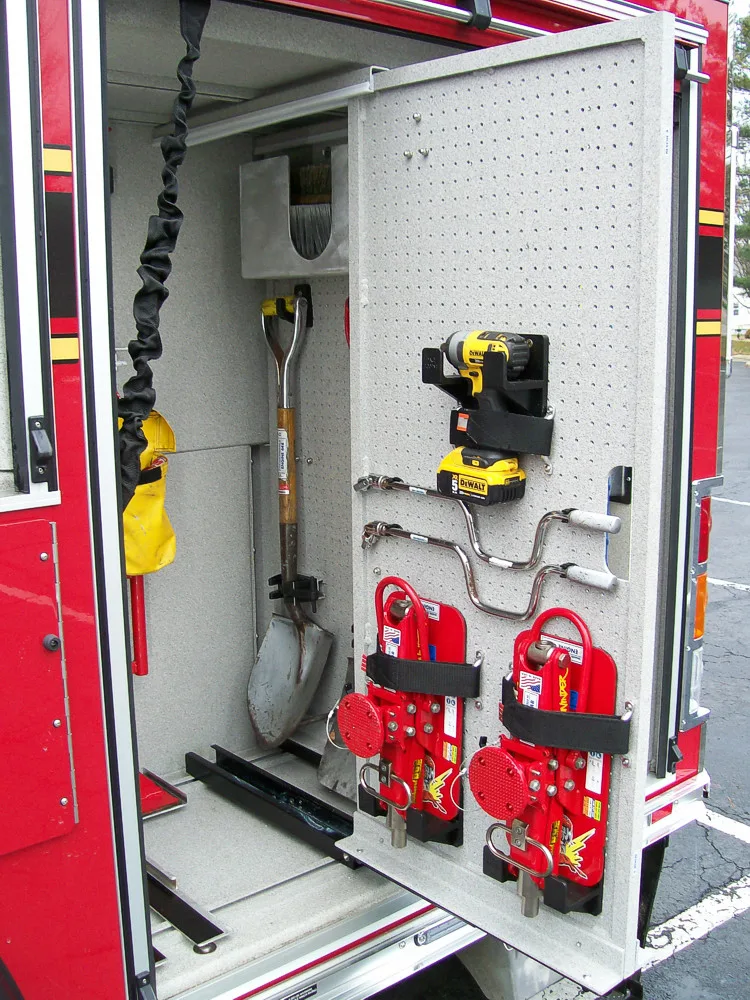 Pierce Pumper exterior view, photo 57 of 87