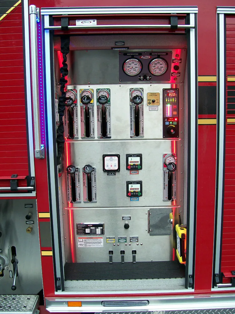 Pierce Pumper exterior view, photo 63 of 87