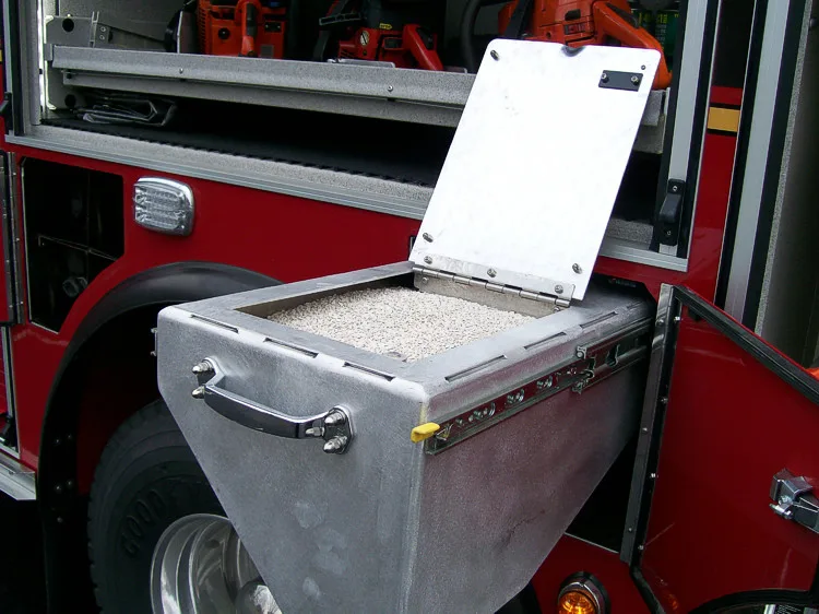 Pierce Pumper exterior view, photo 71 of 87