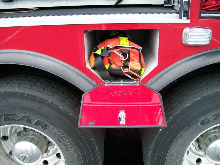 Pierce Pumper exterior view, photo 8 of 87